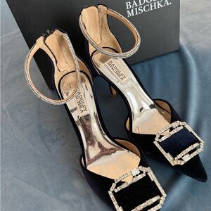 Badgley Mischka Navy Heels with Rhinestone Buckles Size 8